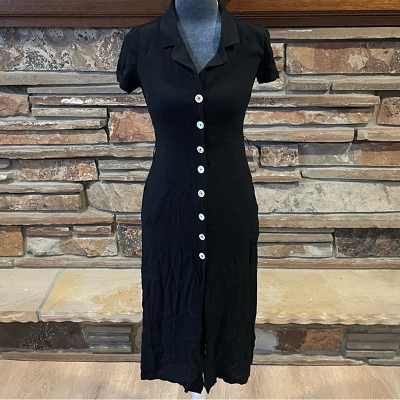 Wilfred Dresses & Skirts - Wilfred Black Midi Shirt Dress with White Buttons